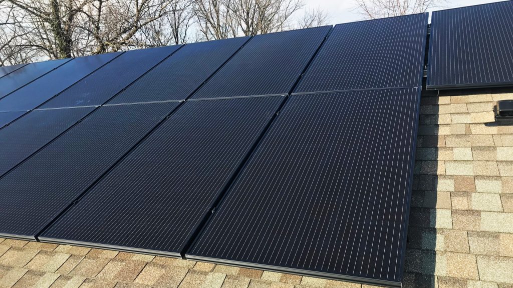 closeup of silfab solar panels installaed on a gordonville pa roof